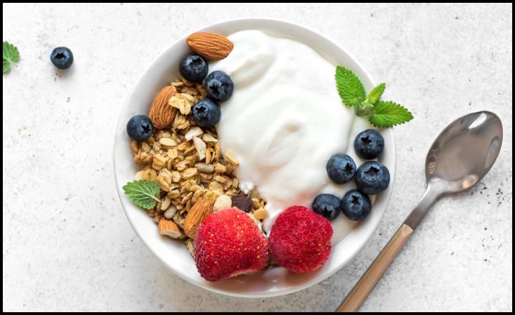 Greek Yogurt with Berries and Nuts