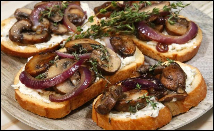  Mushroom Crostini