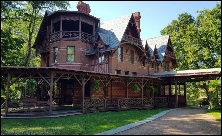 Connecticut: Mark Twain House and Museum